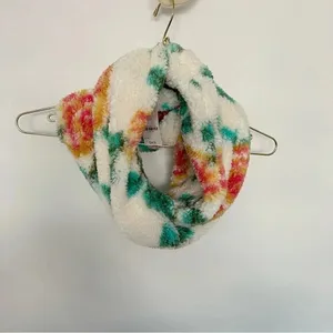 Jenni Fluffy Sherpa Fleece Infinity Scarf Beige Floral New thumbnail 5