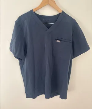 FIGS‎ Technical Collection Navy Blue V-Neck Scrub Top Size Medium Pocket thumbnail 1