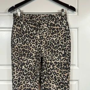 Free People Molly Animal Print Slim Fit Straight Leg Mid Rise Pants Size 4 NWT thumbnail 3
