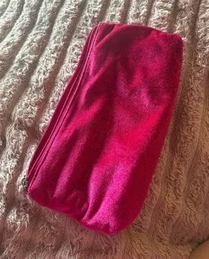 Fuchsia Velvet Zipper Pouch Pink thumbnail 1