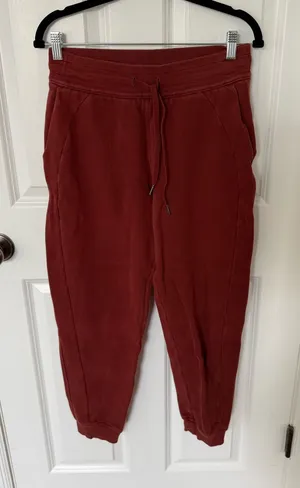 Lululemon Scuba Joggers thumbnail 1