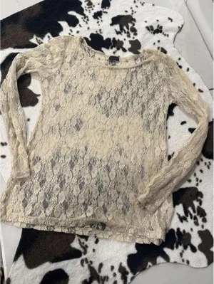 Women's ivory lace blouse, Love by Love brand, size L thumbnail 3