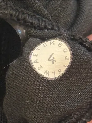 Lululemon Invigorate Bra in Olive Green thumbnail 4
