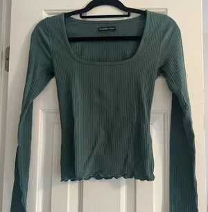 Abercrombie Top thumbnail 1