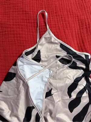 Women’s Black & White Leaf Print Summer Dress thumbnail 4