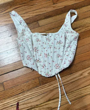Windsor Flower Top thumbnail 1