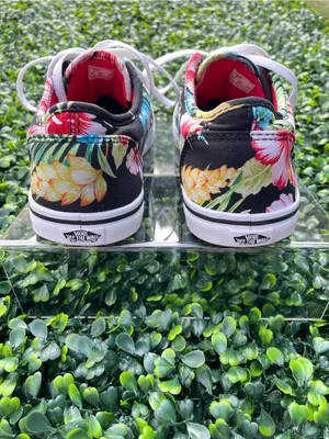 Vans Womens Hawaiian Tropical Print Low Top Sneakers Shoes Multicolor Sz 8 thumbnail 2