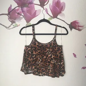 Heart & Hips Cheetah Print Crop Top thumbnail 2
