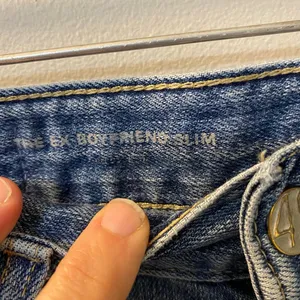 AG The Ex Boyfriend Slim faded distressed cropped jeans 24R. Straight. Stetch thumbnail 5