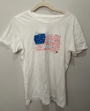 Life is Good White American Flag Peace Love Graphic Tee NWT Size Medium thumbnail 1