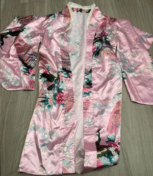Chic Pink Kimono with Floral and Peacock Design thumbnail 1