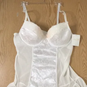 New Women’s Rene Rofe Underwired Lingerie Chemise Gown Slip Ivory Size Medium thumbnail 3