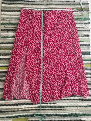 SHEIN Red Floral Maxi Skirt thumbnail 5