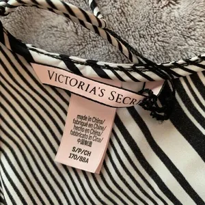Victoria's Secret Women's Pinstripe Satin Scoop Racerback Casual‎ Tank Top Small thumbnail 3