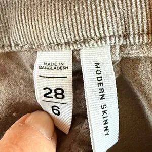 LOFT Modern Skinny Corduroy Pants Womens 28/6 Taupe Grey Stretch‎ Trousers thumbnail 4