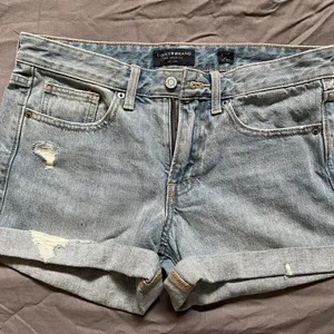 Shorts thumbnail 1