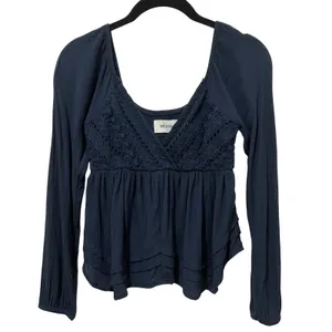 Hollister Easy Lace Bust Babydoll Long Sleeve Top XS Navy thumbnail 2