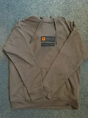 Under armour sweatshirt  thumbnail 1