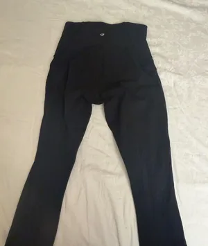 Lululemon Align Black High-Rise Leggings sz 4 25" thumbnail 1