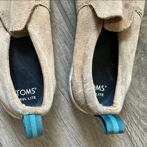 Toms Tan Suede Slip-On Flats thumbnail 6