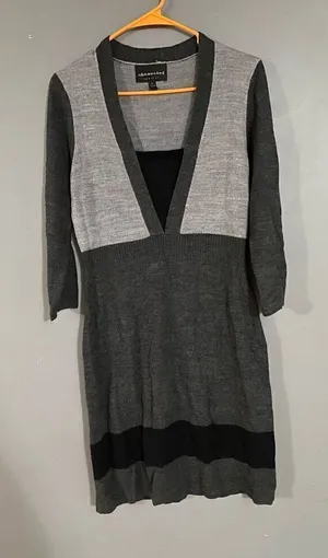 Connected Apparel Sweater Dress Size Small thumbnail 1