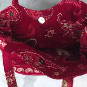 Vera‎ Bradley Handbag Womens Small Red Paisley Quilted Cotton Boho Bag thumbnail 9