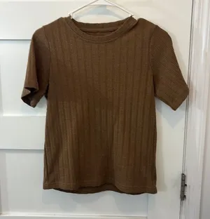 Dazy Medium Brown Tshirt thumbnail 1