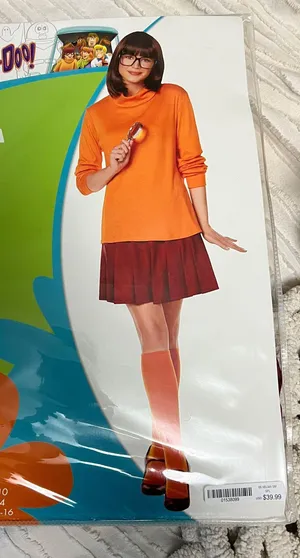 Halloween Costume thumbnail 1