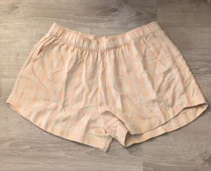 Patagonia Wispy Green Garden Island Shorts Size XL thumbnail 1