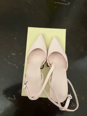 Open Edit Pink Heels thumbnail 6