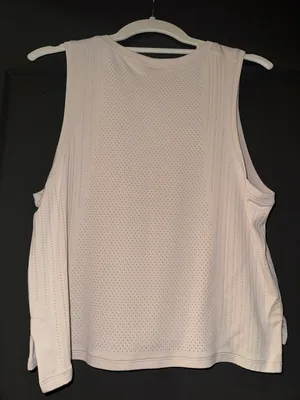 Lululemon Cropped Tank thumbnail 2