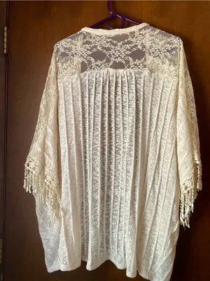 Ivory Crochet Kimono Size Large thumbnail 2