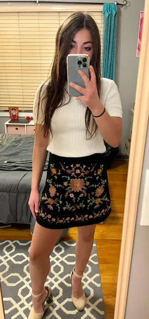 Francesca’s Floral Skirt thumbnail 1