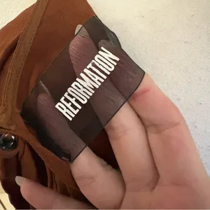 REFORMATION Brown Ruffle Penny Bodysuit Size Medium‎ thumbnail 5