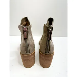 BP Boots Womens 10 Brynne Gray Block‎ Heel Cut Out Zip Western Booties thumbnail 6