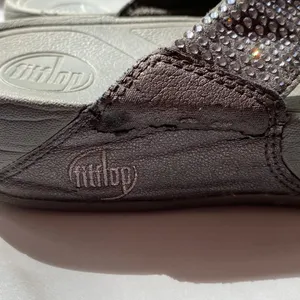 FitFlop Lulu‎ Rhinestone Thongs Flip Flops Gray Graphite Comfort Sandals Summer thumbnail 5