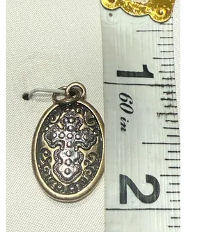 Holy Cross Oval Pendant Necklace NIB Silver Chain Christian Gift Unmarked thumbnail 4