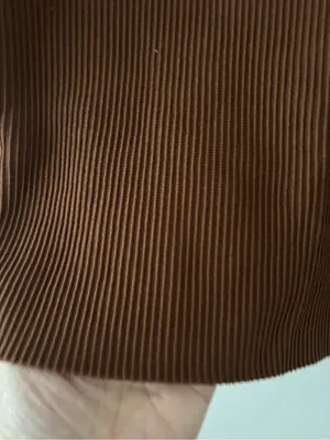 Aritizia Sculpt Brown ribbed crop top in XL thumbnail 5