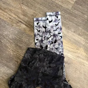 Lululemon‎ floral leggings Size 2 thumbnail 3