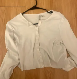 H&M Crop Button Down thumbnail 1
