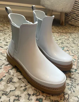 Hunter Boots refined stich thumbnail 1