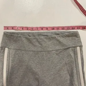 New Balance Gray Stripe Active Leggings Size L thumbnail 5