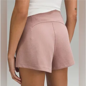 Lululemon Ribbed Softstreme High Rise Short Twilight Rose 8 NWT thumbnail 4