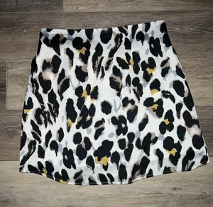 Anna Grace Cheetah Silk Skirt thumbnail 1