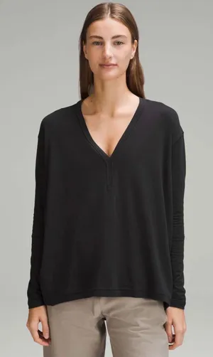Lululemon Back in action Women Black V-Neck‎ Long Sleeve Oversized Top thumbnail 1