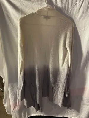 Sweater thumbnail 2