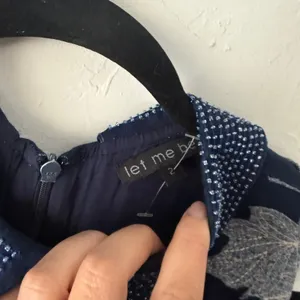 Anthropologie Let Me Be Navy Blue‎ Beaded Collar Dress Size 2 Floral Brocade thumbnail 4