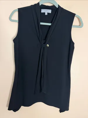 Liz Claiborne Black Sleeveless Tie-Neck Blouse thumbnail 1