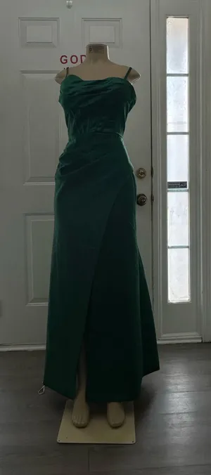 Wedding dress thumbnail 1
