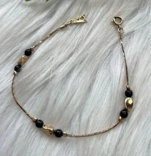 Vintage Amway onyx beads gold tone bracelet thumbnail 1